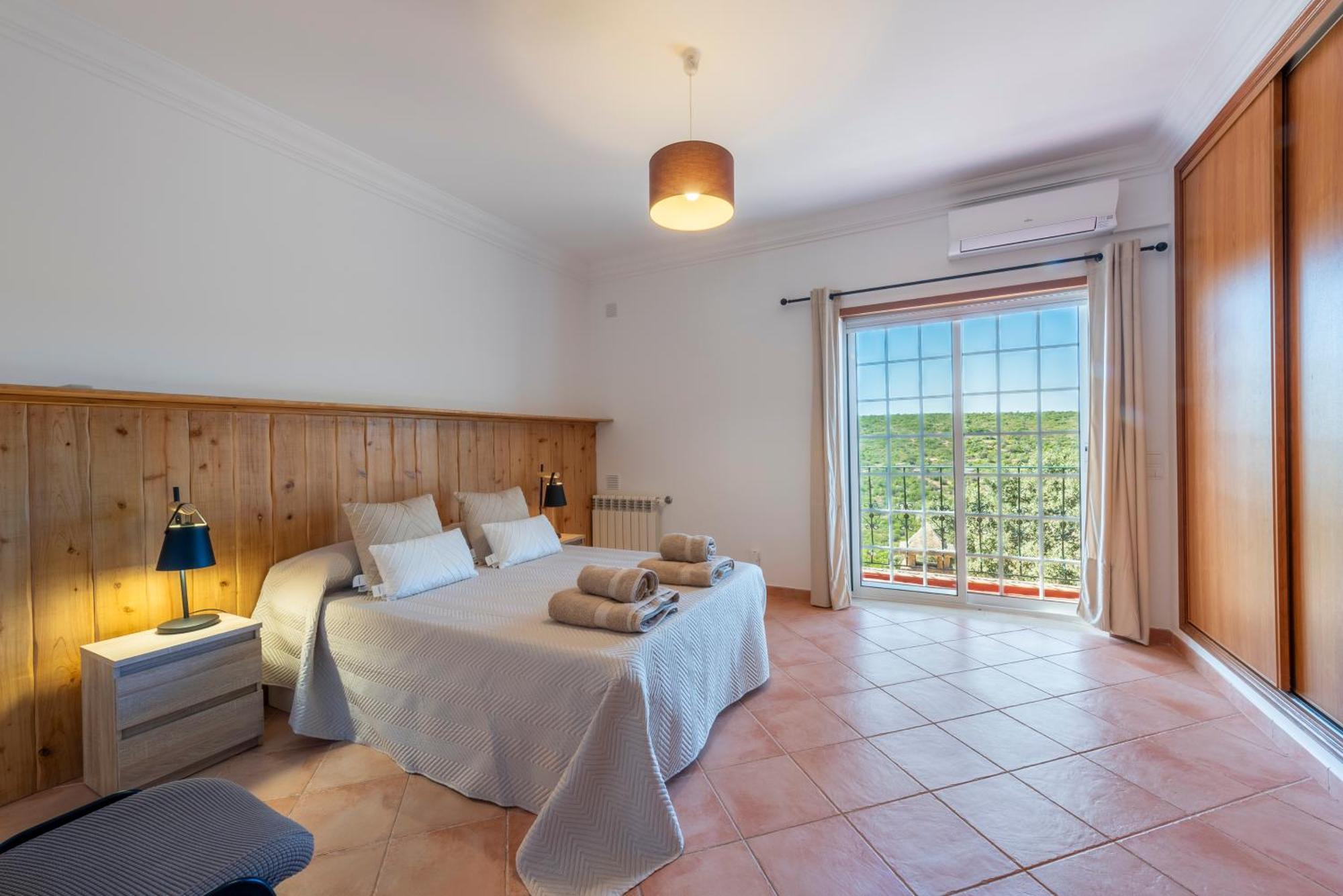Al Monte Lusitano Villa Loule Bagian luar foto